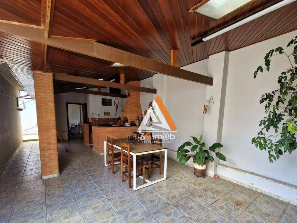 Casa à venda com 3 quartos, 172m² - Foto 14
