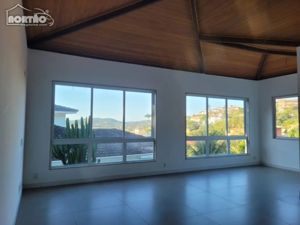 Casa, 1 quarto, 225 m² - Foto 8