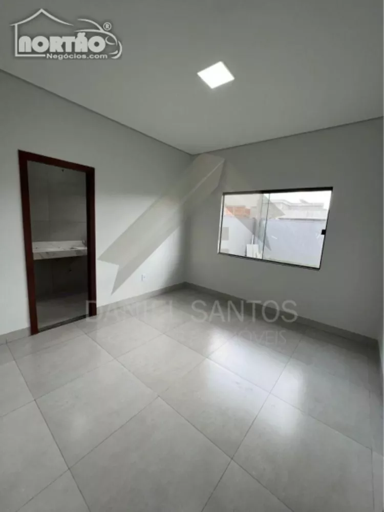 Casa à venda com 3 quartos, 98m² - Foto 8