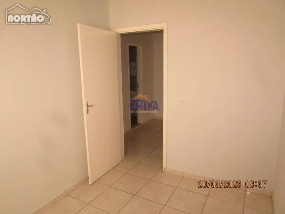 Casa à venda com 2 quartos, 100m² - Foto 4