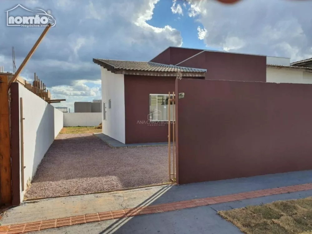 Casa à venda com 3 quartos, 62m² - Foto 3