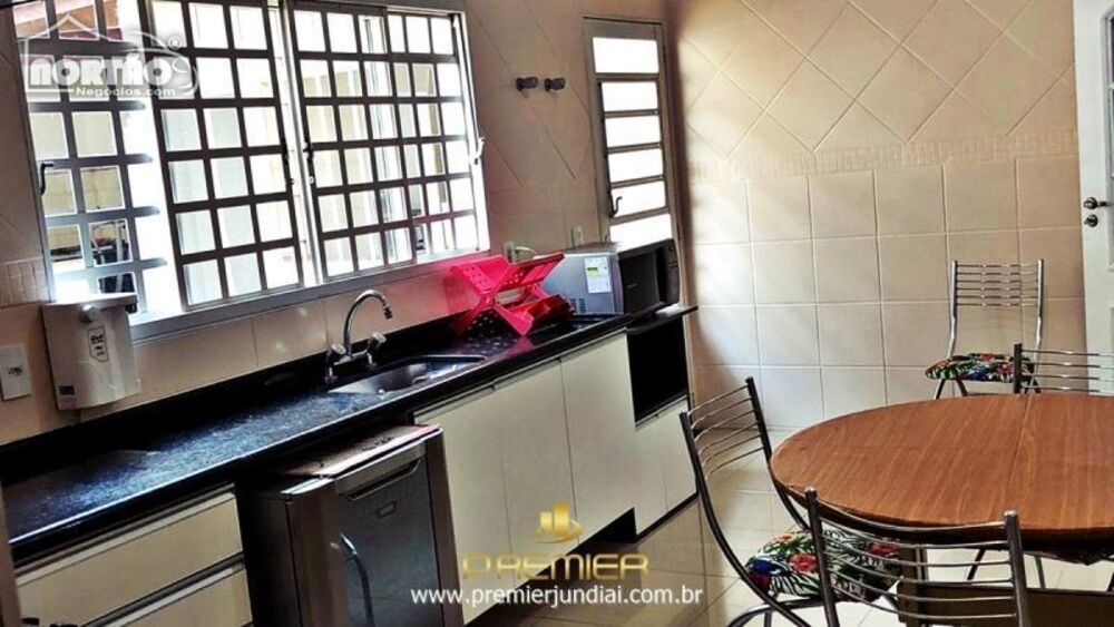 Casa, 5 quartos, 244 m² - Foto 8