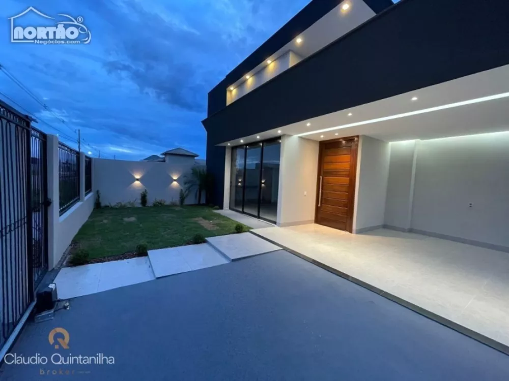 Casa à venda com 4 quartos, 104m² - Foto 1