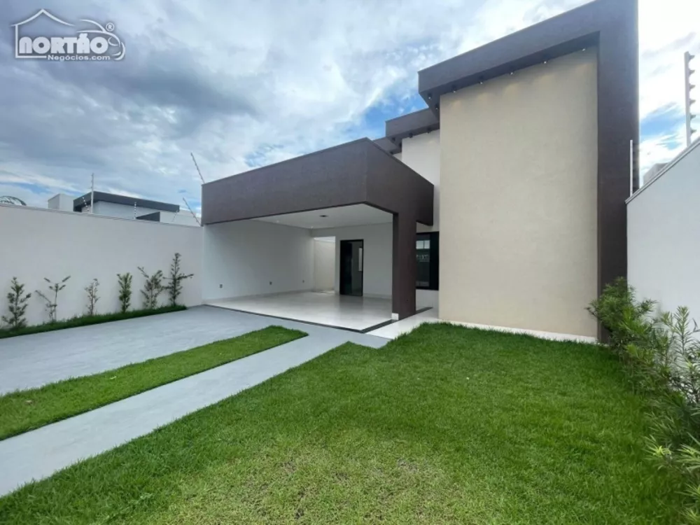 Casa à venda com 3 quartos, 160m² - Foto 2