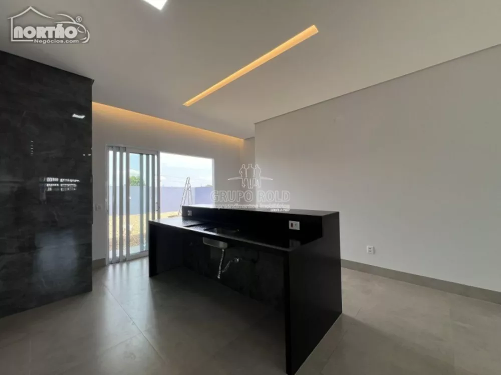 Casa à venda com 4 quartos, 115m² - Foto 8