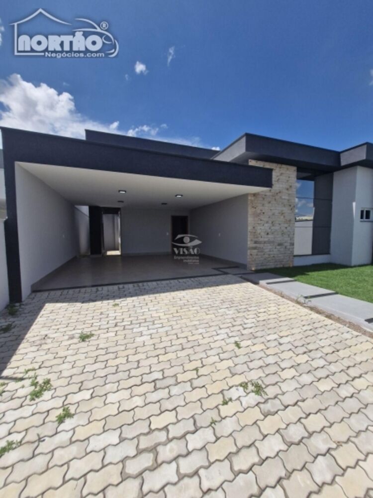 Casa à venda com 1 quarto, 228m² - Foto 1