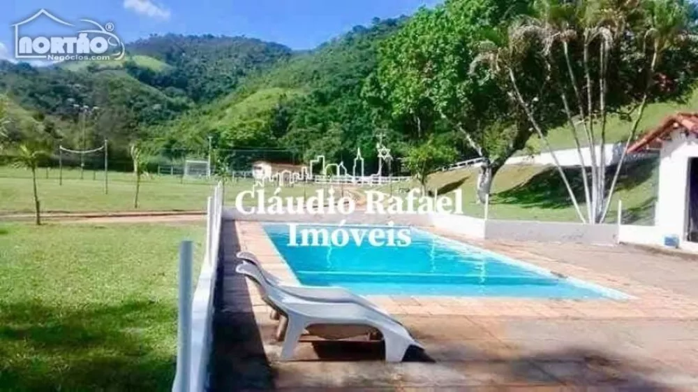 Casa, 10 quartos, 108900 m² - Foto 1