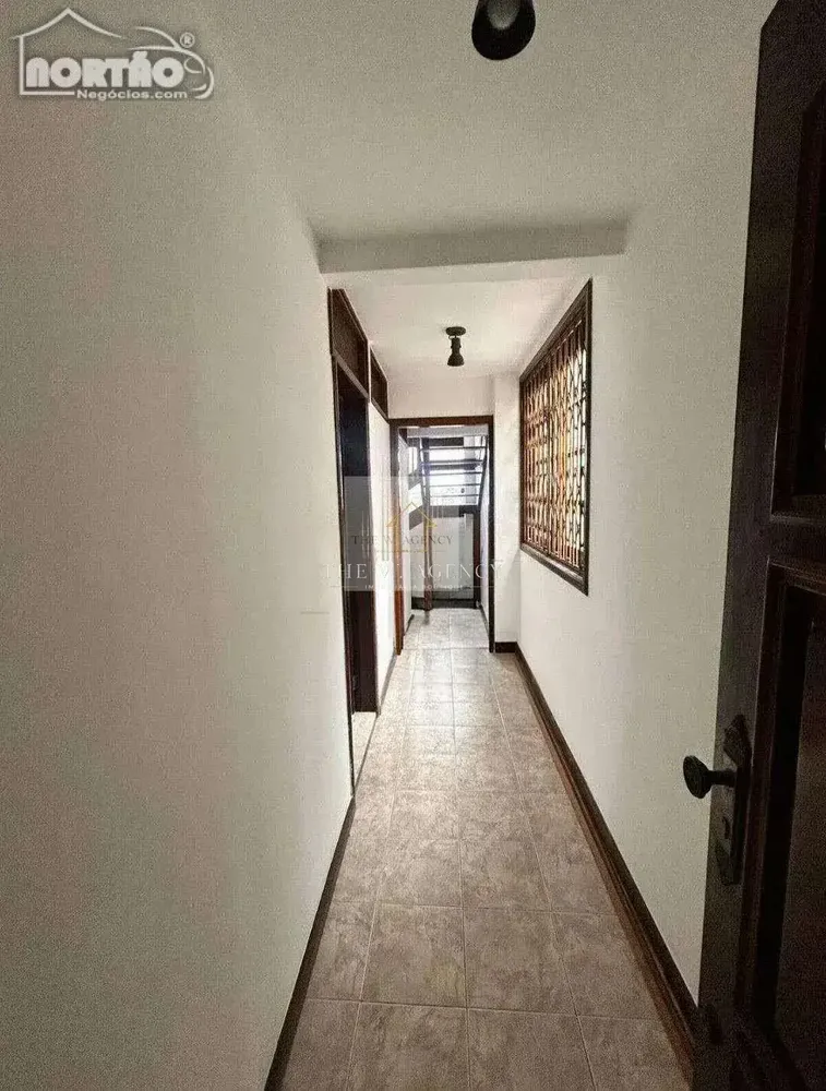 Casa, 3 quartos, 246 m² - Foto 8
