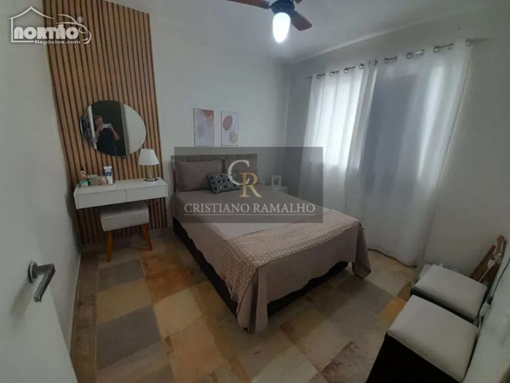 Casa, 6 quartos, 131 m² - Foto 8