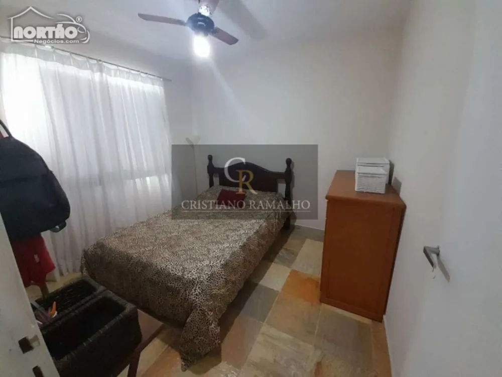 Casa, 6 quartos, 131 m² - Foto 6