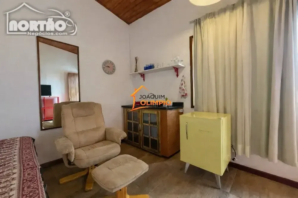 Casa, 5 quartos, 240 m² - Foto 6