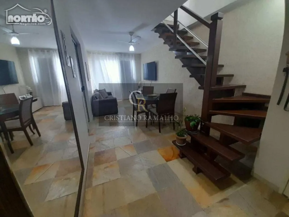 Casa, 6 quartos, 131 m² - Foto 4