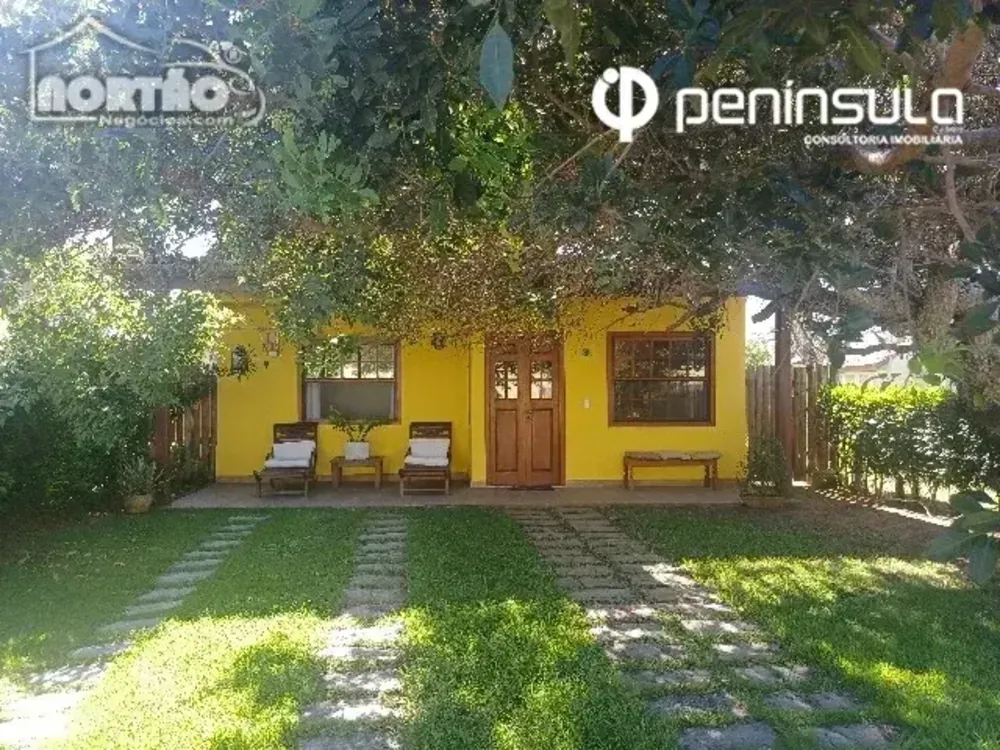 Casa, 6 quartos, 110 m² - Foto 1