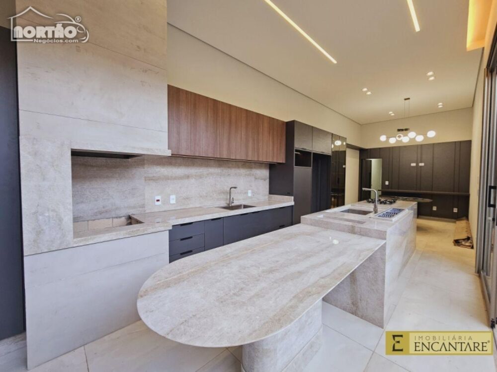 Casa, 1 quarto, 200 m² - Foto 2