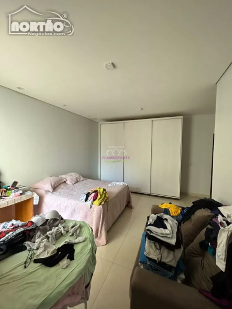 Casa à venda com 4 quartos, 200m² - Foto 7