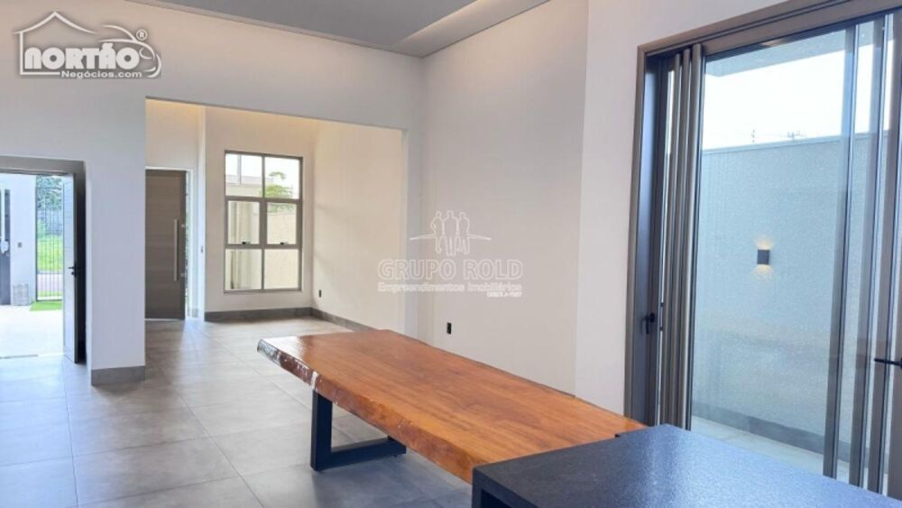 Casa, 4 quartos, 210 m² - Foto 4