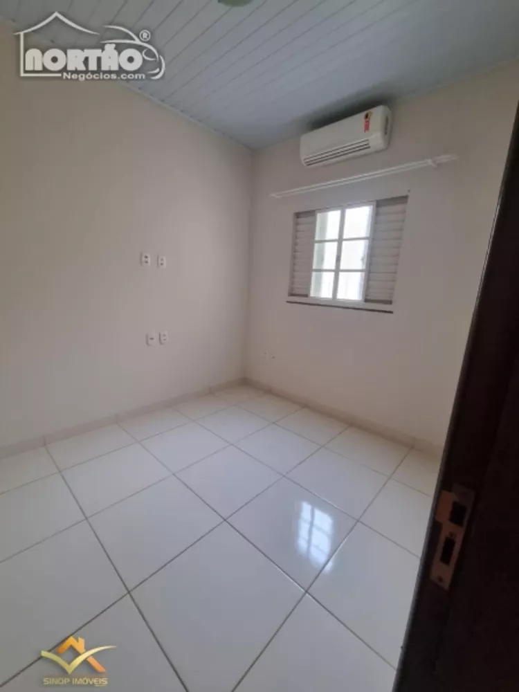 Casa à venda com 3 quartos, 65m² - Foto 2