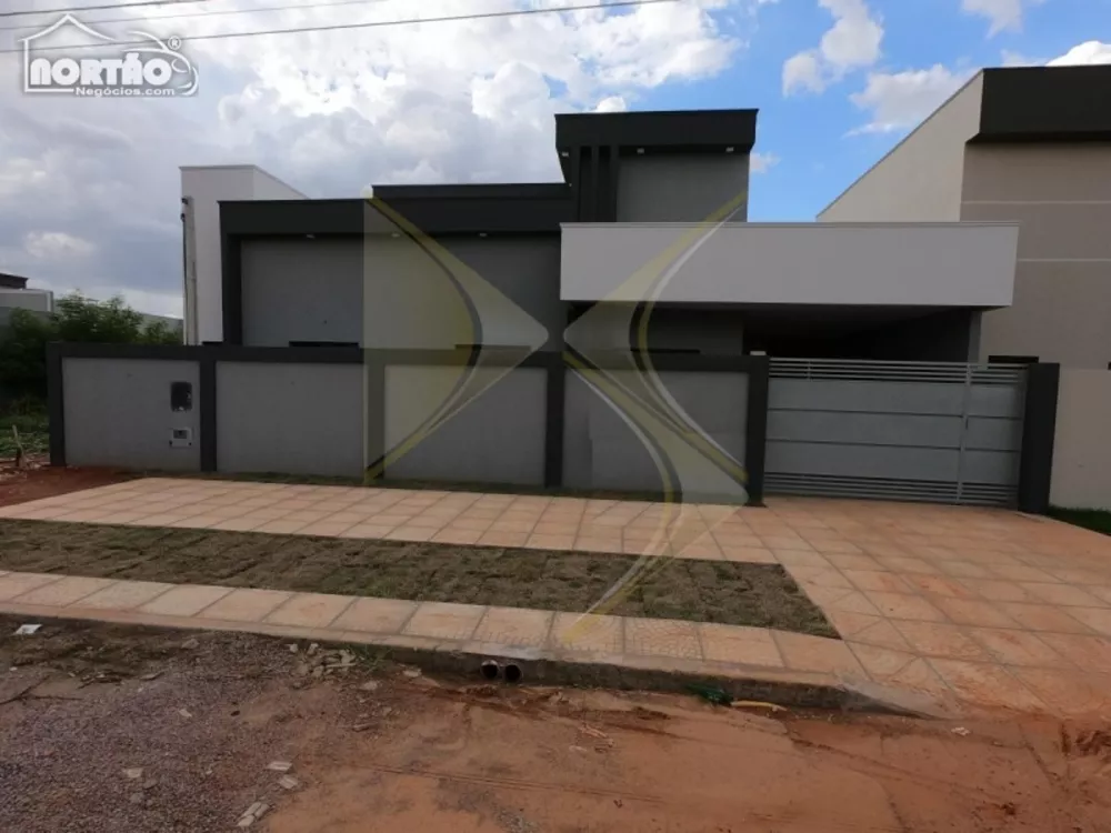 Casa à venda com 3 quartos, 110m² - Foto 1