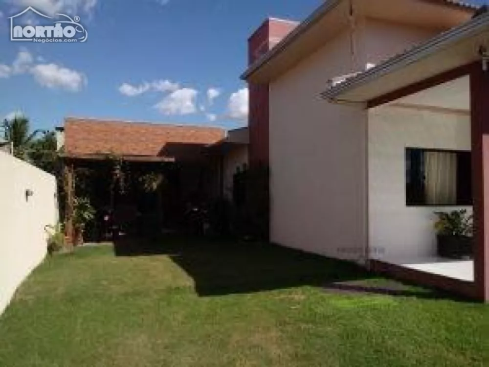 Casa à venda com 3 quartos, 286m² - Foto 6