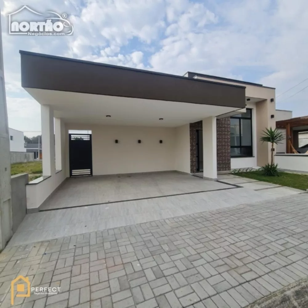 Casa à venda com 4 quartos, 163m² - Foto 2