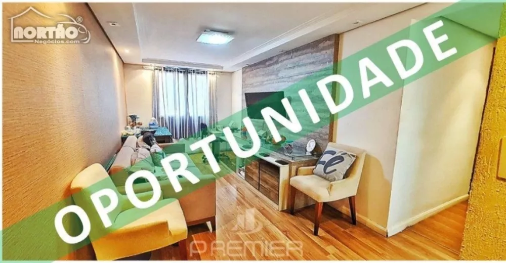 Casa à venda com 5 quartos, 64m² - Foto 1