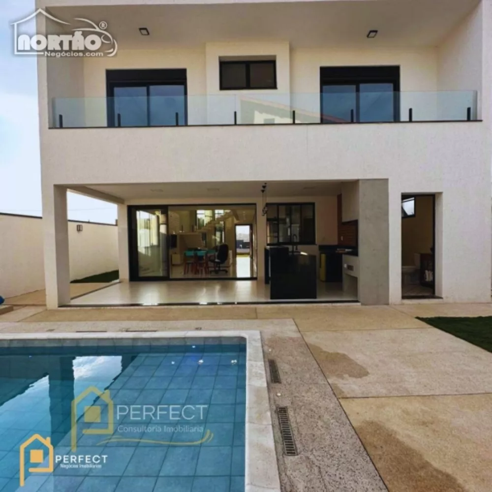 Casa à venda com 5 quartos, 273m² - Foto 2