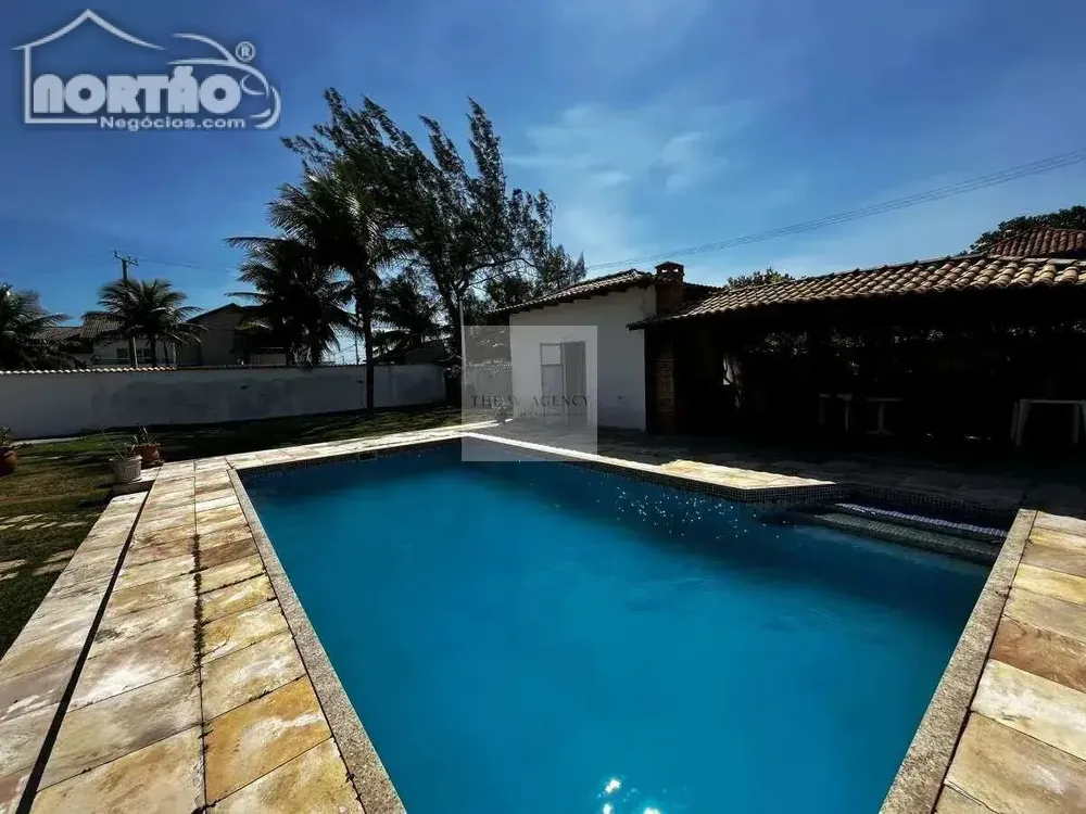 Casa, 4 quartos, 294 m² - Foto 1