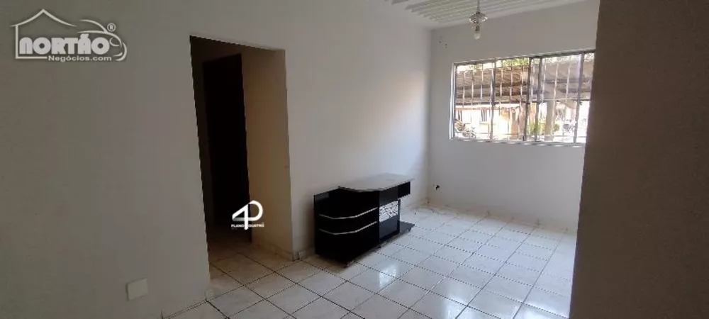 Casa à venda com 2 quartos, 63m² - Foto 1