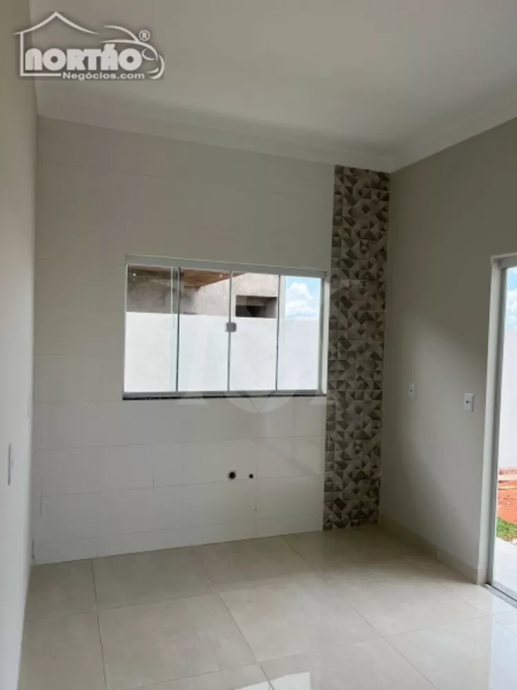 Casa à venda com 3 quartos, 105m² - Foto 7