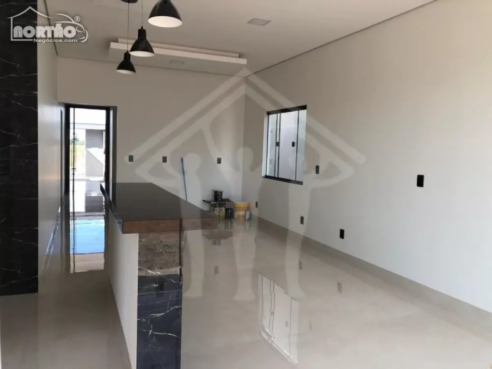 Casa à venda com 3 quartos, 149m² - Foto 4