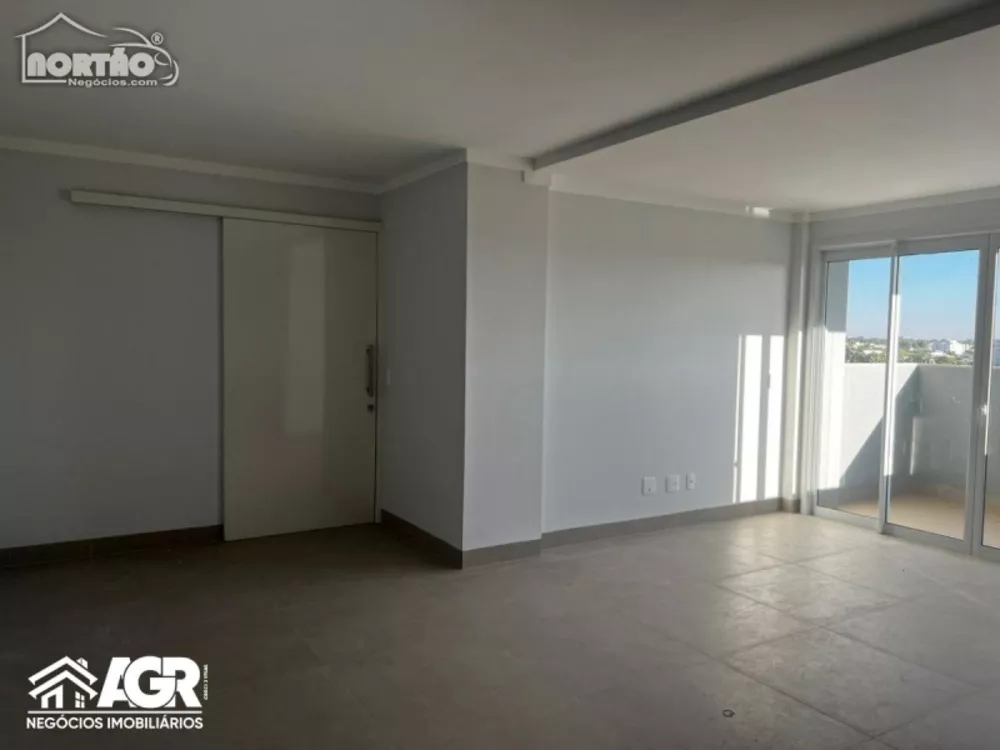 Casa à venda com 2 quartos, 83m² - Foto 1