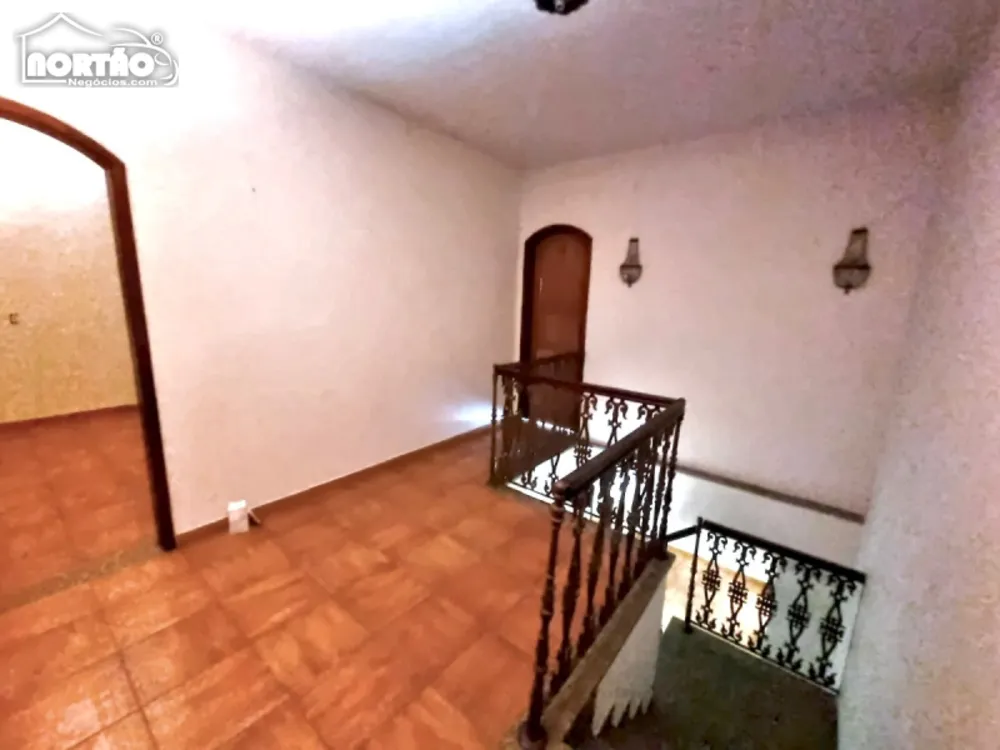 Casa, 5 quartos - Foto 1