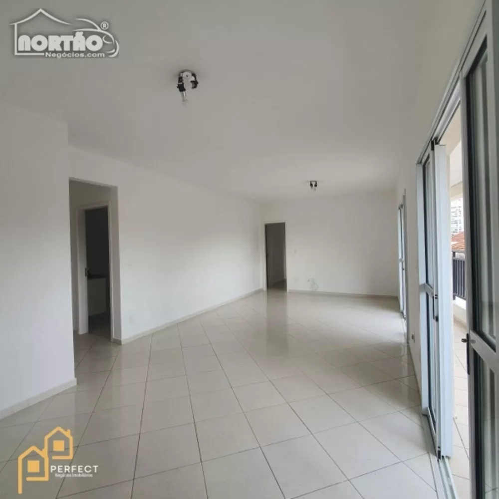 Casa à venda com 4 quartos, 110m² - Foto 3