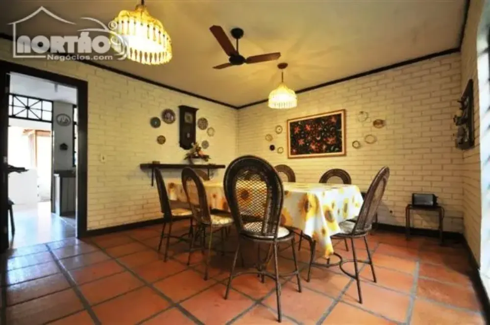 Casa, 8 quartos, 498 m² - Foto 4
