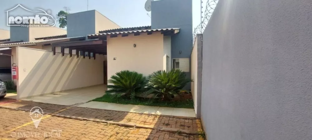 Casa à venda com 3 quartos, 80m² - Foto 2