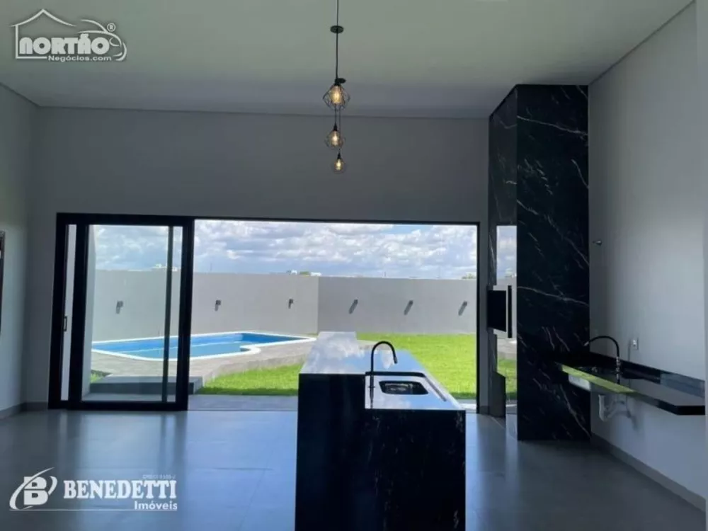 Casa, 3 quartos, 210 m² - Foto 4