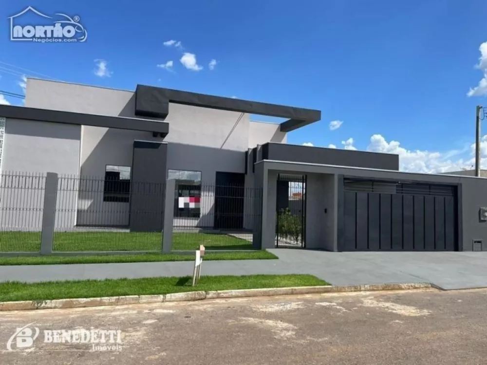 Casa, 3 quartos, 210 m² - Foto 2