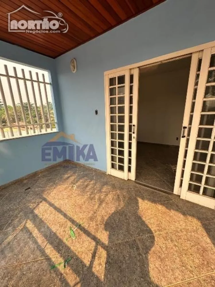 Casa à venda com 5 quartos, 549m² - Foto 4