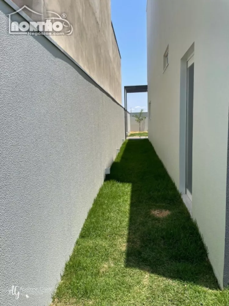 Casa à venda com 1 quarto, 200m² - Foto 5