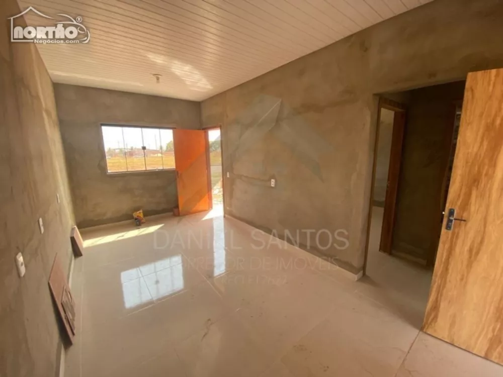 Casa à venda com 3 quartos, 56m² - Foto 3