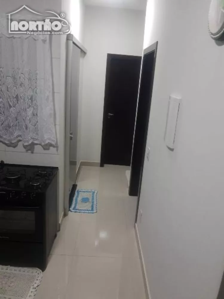 Casa à venda com 3 quartos, 86m² - Foto 10