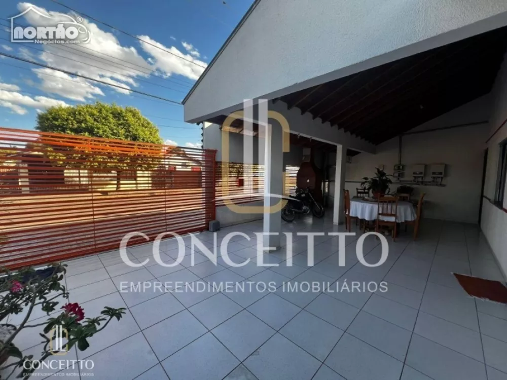 Casa à venda com 2 quartos, 150m² - Foto 3