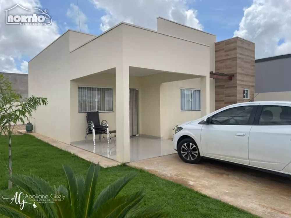 Casa à venda com 2 quartos, 75m² - Foto 2