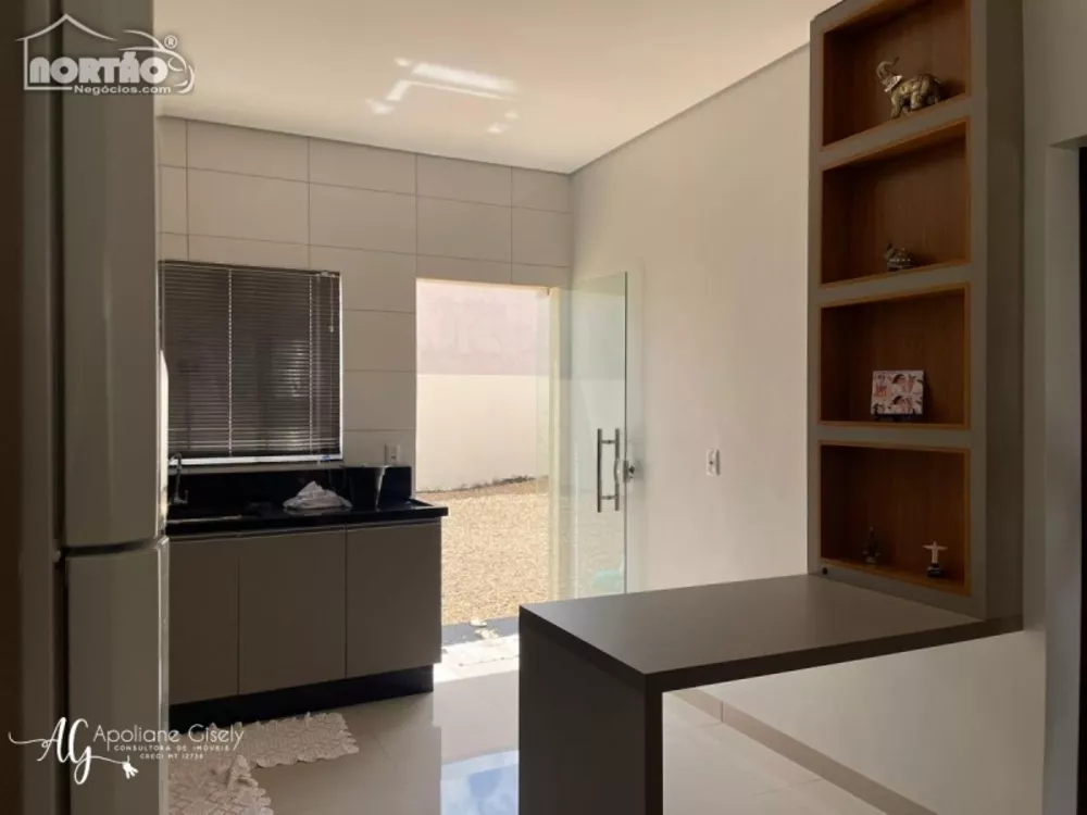 Casa à venda com 2 quartos, 75m² - Foto 9