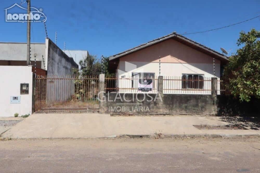 Casa, 3 quartos, 60 m² - Foto 1