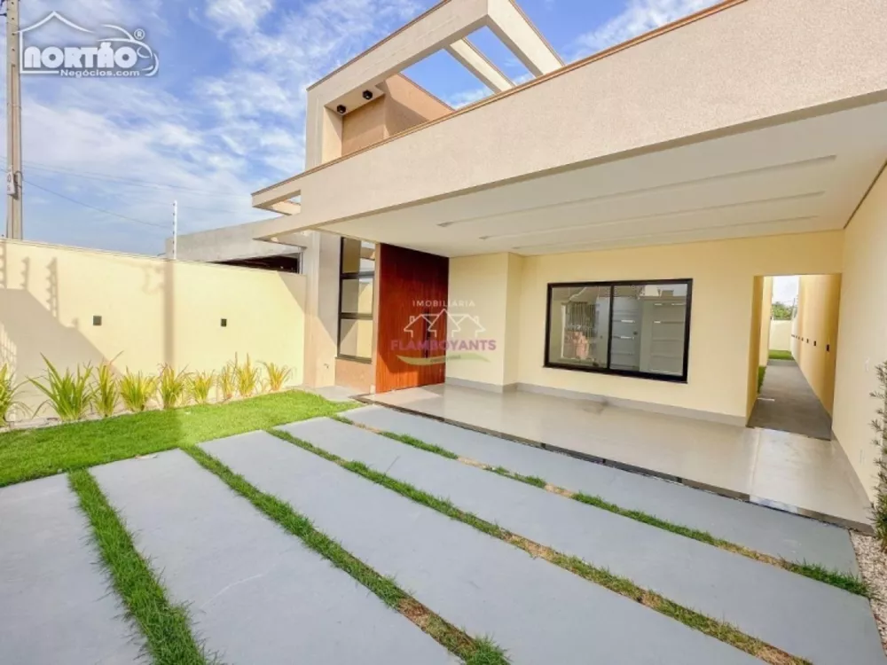 Casa à venda com 4 quartos, 140m² - Foto 3