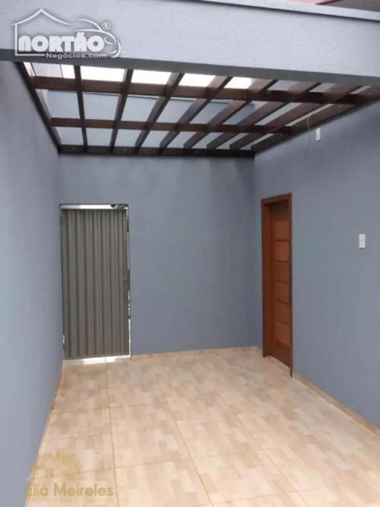 Casa à venda com 3 quartos, 69m² - Foto 2