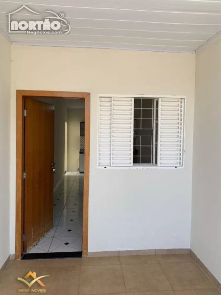 Casa à venda com 2 quartos, 45m² - Foto 4