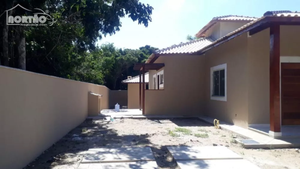 Casa à venda com 2 quartos, 138m² - Foto 4