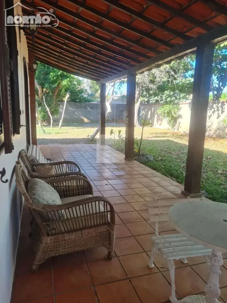 Casa, 3 quartos, 1190 m² - Foto 2